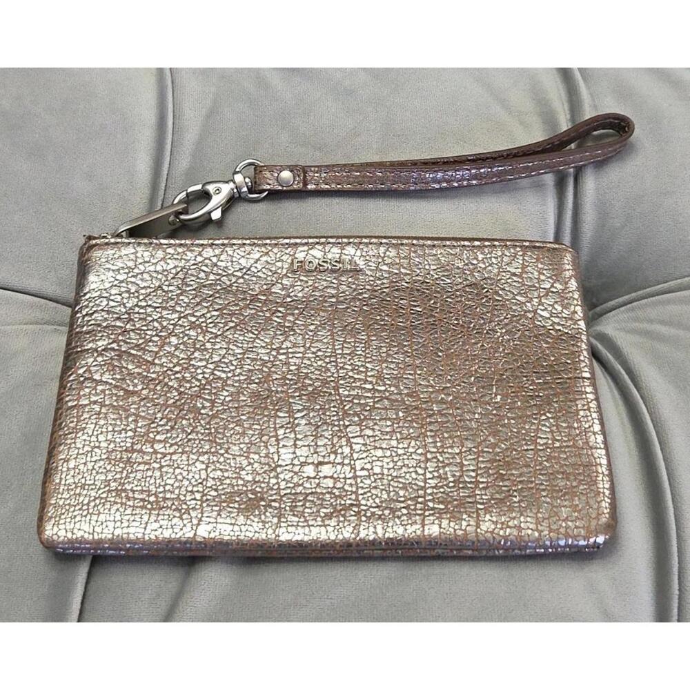 Fossil Metallic Pebbled Crack Leather Wristlet Clutch Zip Pouch Detachable Strap
